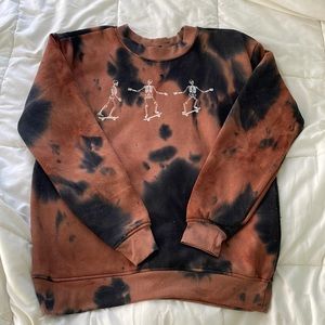 black and brown tie die skeleton crew neck